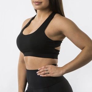 Buffbunny sports bra black medium